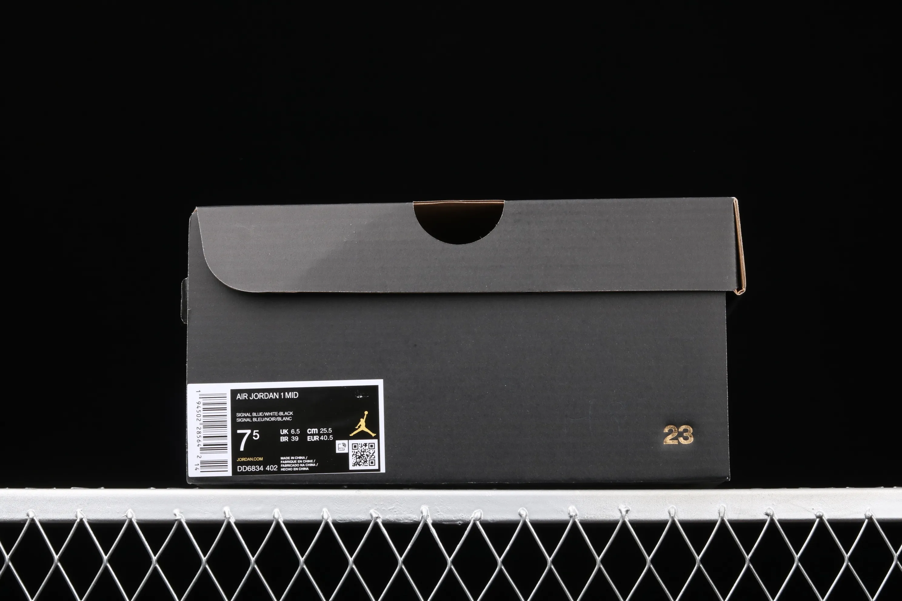 All categories Air Jordan Jordan series basketball shoes Air Jordan 1 Mid Air Jordan 1 Mid AJ1 Joe 1 patent leather white and blue Zhongbang basketball shoes DD6834-402